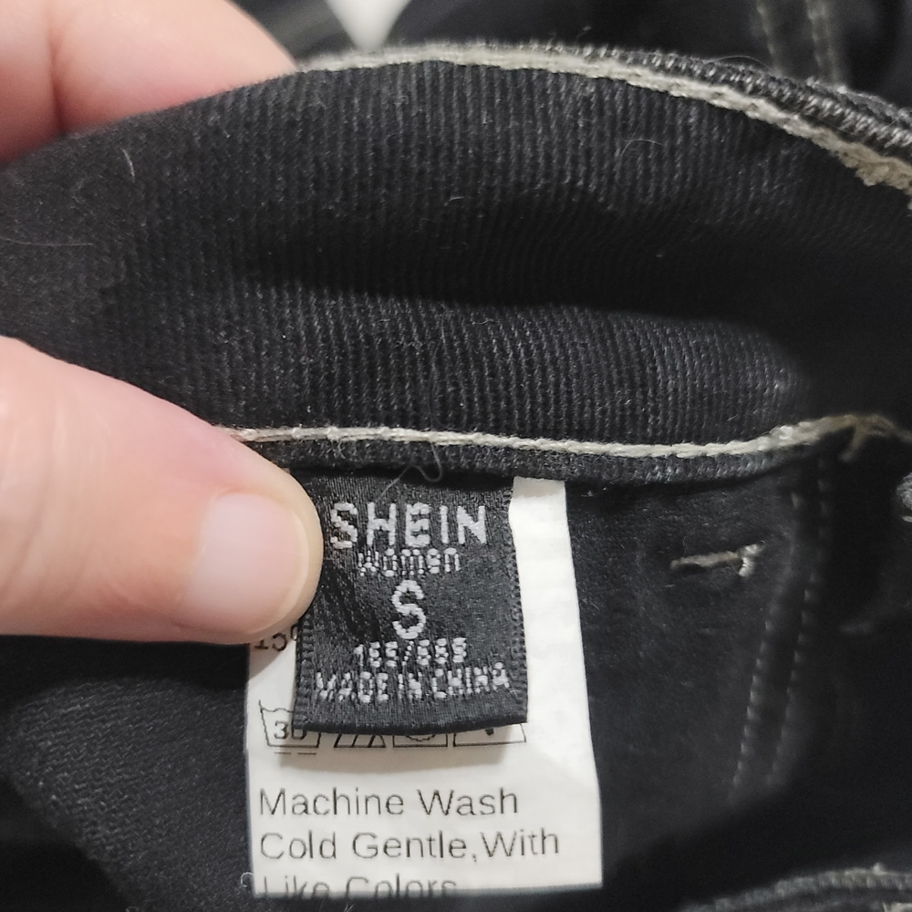 Womens Dark Wash Black Denim Cargo Wide‎ Leg Jeans Sz Small Shein Cotton Blend - Picture 4 of 4
